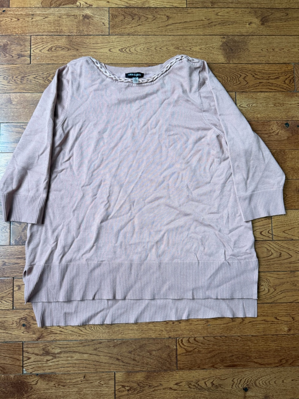 Cable and Gauge Lightweight Pink Crewneck 3/4 sleeve Sweater